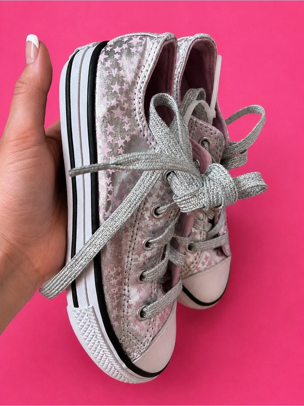 Converse All Star Silver & Pink She’s a Star Kid Tennis Shoes, Size 2 Youth, EUC